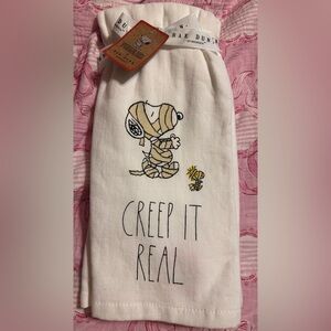 Rae Dunn Peanuts Snoopy and Woodstock Creep it real Halloween kitchen towels